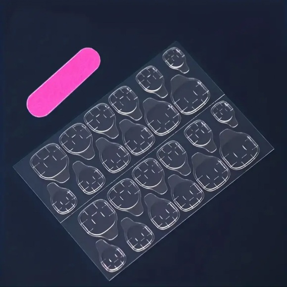 Reusable Press-On Nails Set - Picture 4 of 6